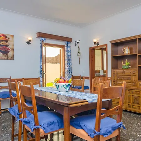 Pedro Ros Chalet *